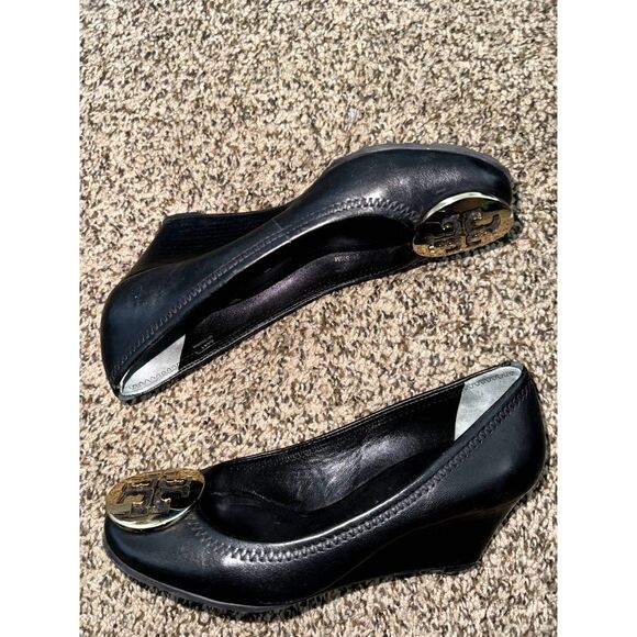 Tory Burch Sophie Wedge Mestico Leather Size 5.5 - Picture 2 of 6